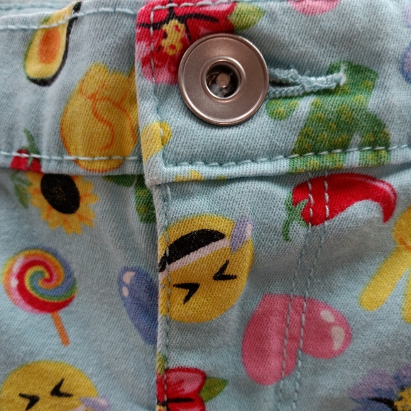 Emoji Shorts by ❤️Place❤️ size 10 - Picture 3 of 6
